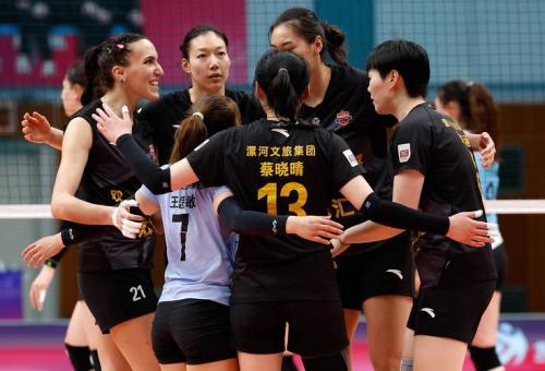 女排联赛进入最后阶段争夺 比赛精彩激烈